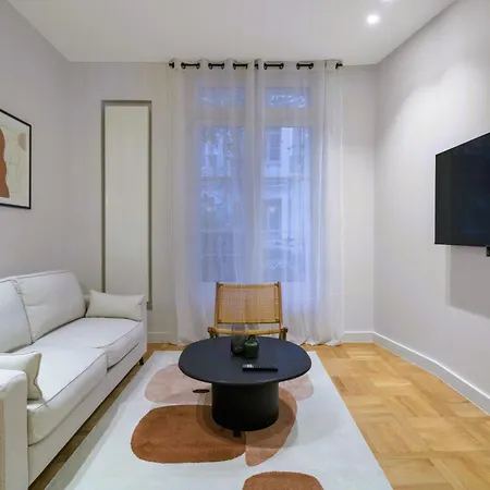 Charme Et Standing - 2 Proches Trocadero Apartament