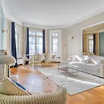 Appartement Charme Et Standing - 2 Proches Trocadéro Paris