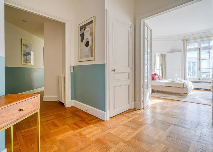 Charme Et Standing - 2 Proches Trocadero * Parijs
